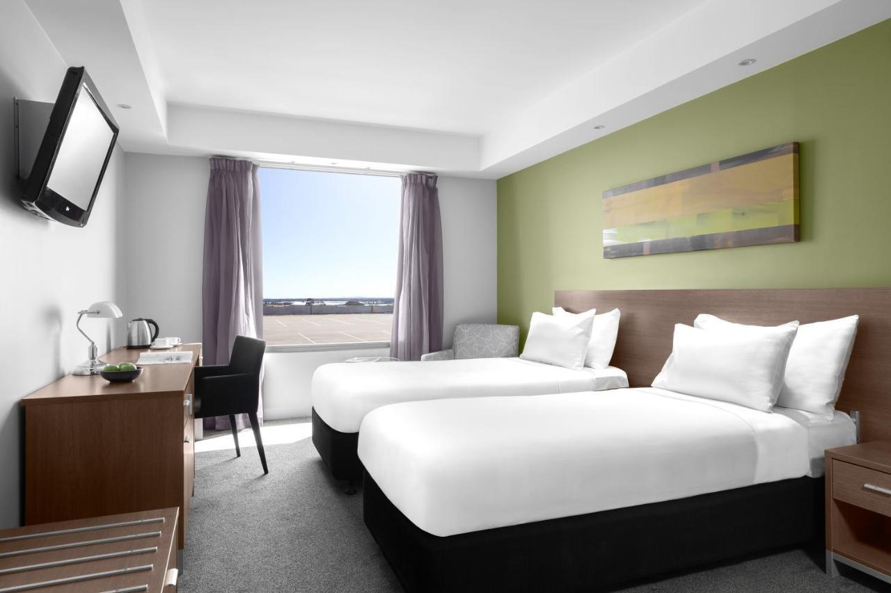 Mantra Melbourne Airport Hotell Exteriör bild