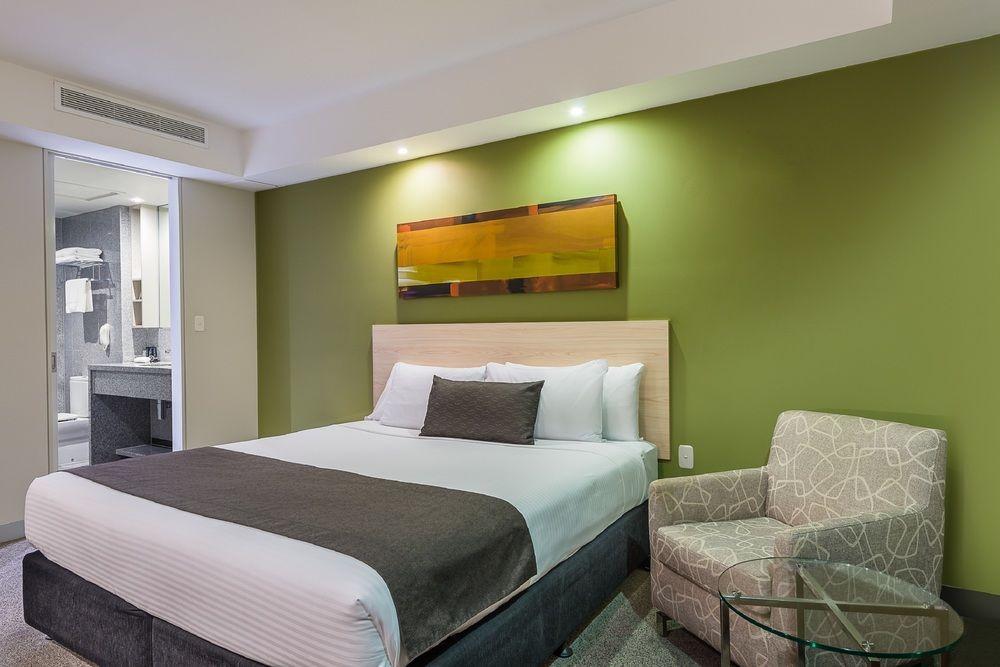 Mantra Melbourne Airport Hotell Exteriör bild
