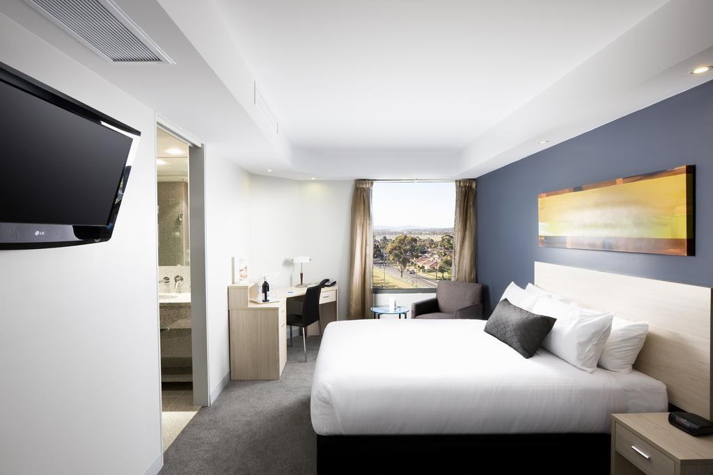 Mantra Melbourne Airport Hotell Exteriör bild