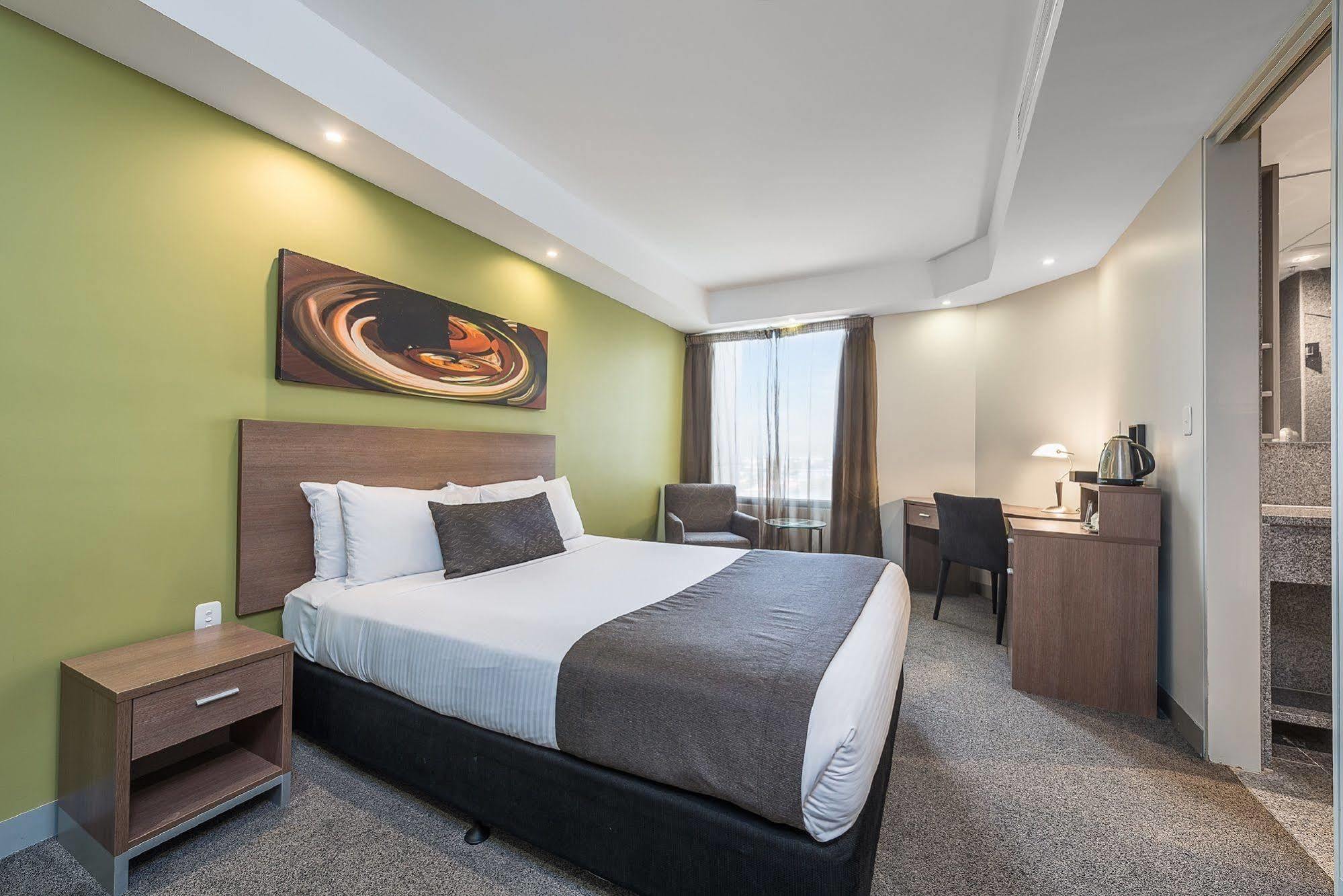 Mantra Melbourne Airport Hotell Exteriör bild