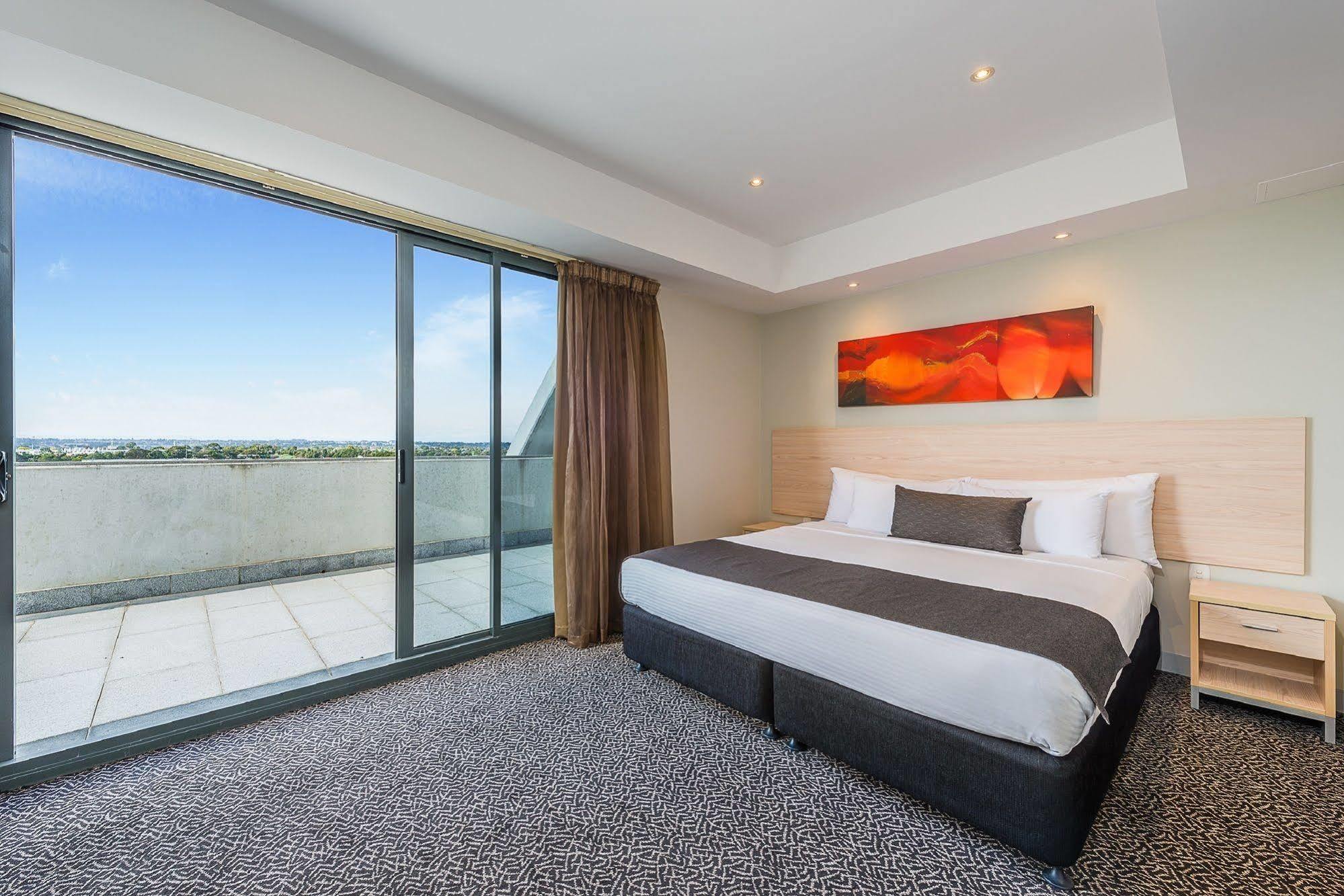 Mantra Melbourne Airport Hotell Exteriör bild