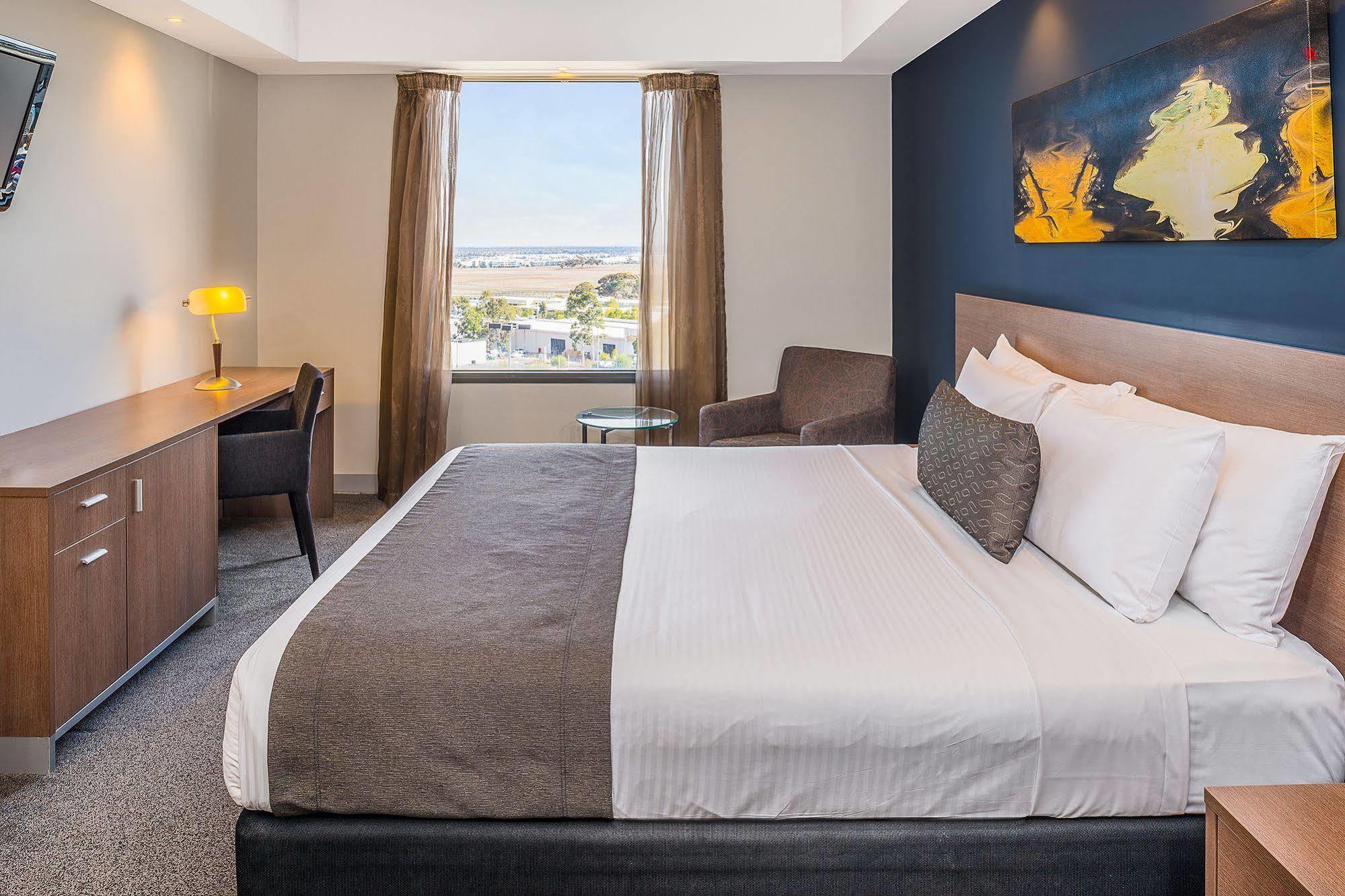 Mantra Melbourne Airport Hotell Exteriör bild