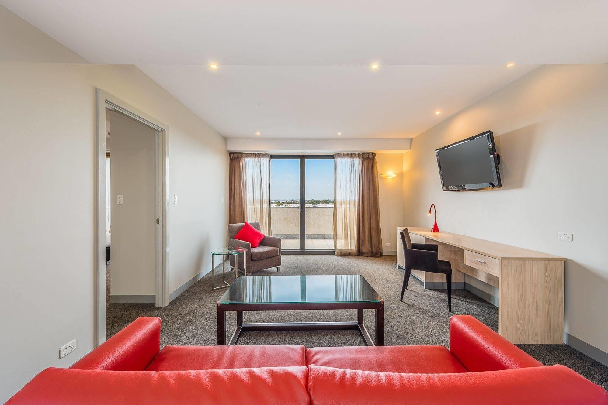 Mantra Melbourne Airport Hotell Exteriör bild