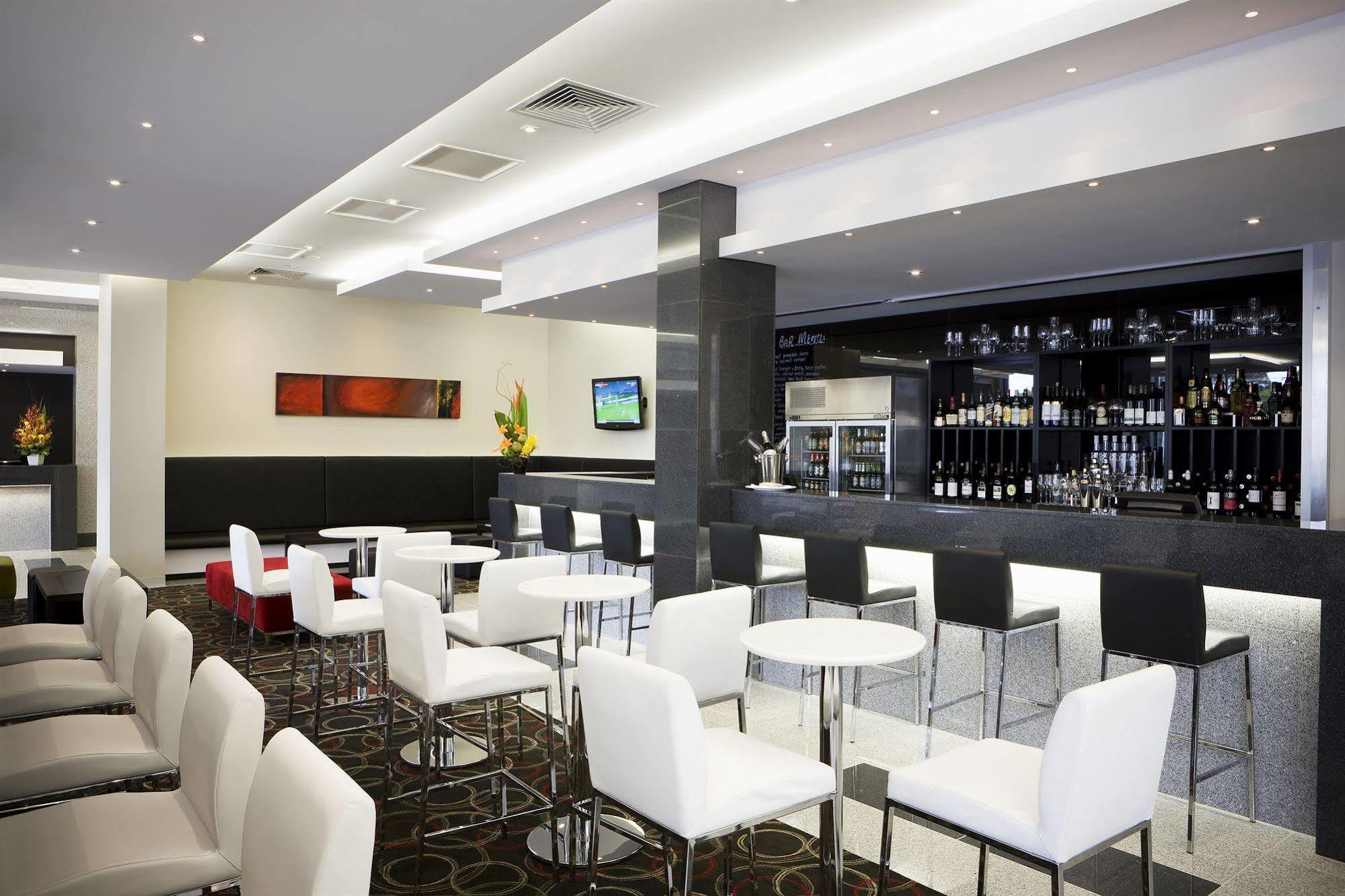 Mantra Melbourne Airport Hotell Exteriör bild